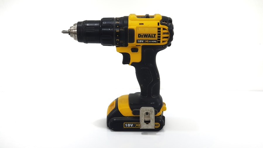 20V Brushless Cordless Drill Driver Kit thumb